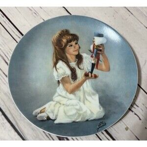Vintage 1978 Viletta China Clara And Nutcracker Collectors Plate  Shell Fisher